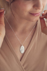 THE BEAUTY necklace
