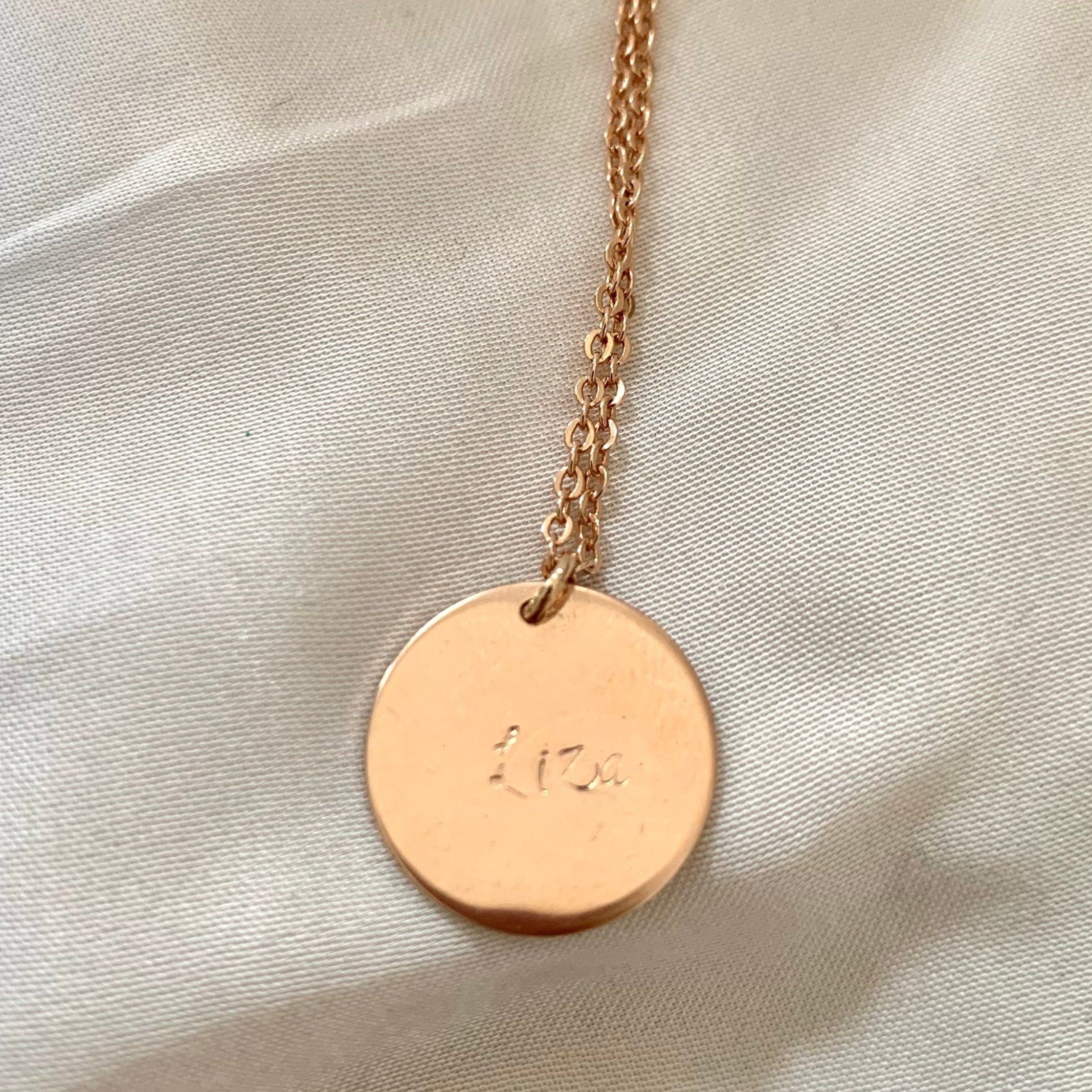 INSPIRATION necklace with "Liza" inscription